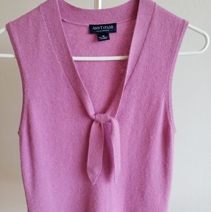 Ann Taylor / Cashmere/100% two ply Cashmere